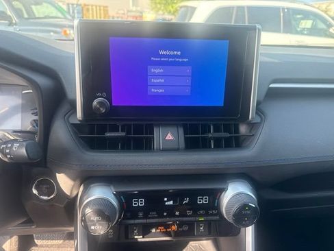 Used 2023 Toyota RAV4 SE w/ Convenience Package AWD/4WD image 11