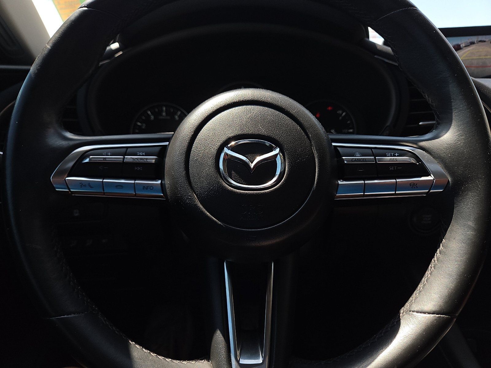 Used 2023 MAZDA MAZDA3 s FWD image 11