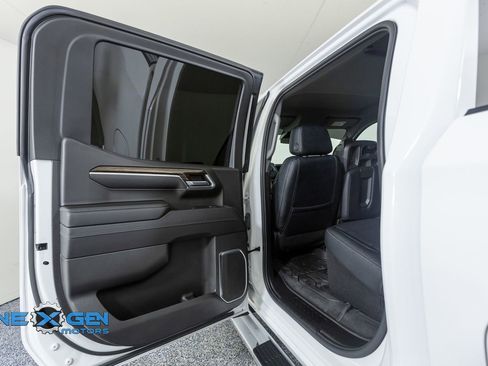 Used 2023 GMC Sierra 1500 SLE AWD/4WD image 24
