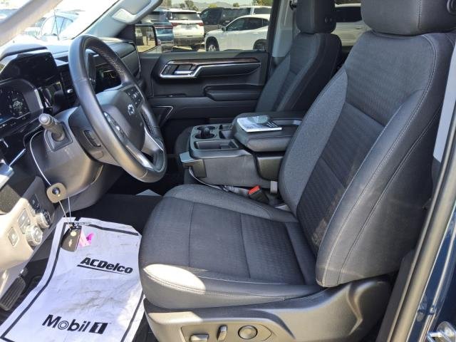 Used 2023 Chevrolet Silverado 1500 RST AWD/4WD image 6