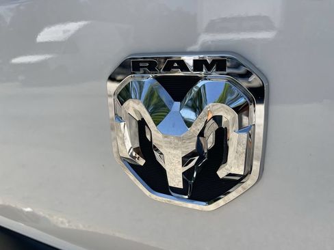 Used 2025 RAM ProMaster 2500 w/ Convenience Group FWD image 5