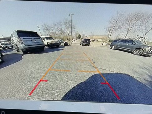 Used 2025 Chevrolet Equinox LT w/ Safety and Technology Package image 29