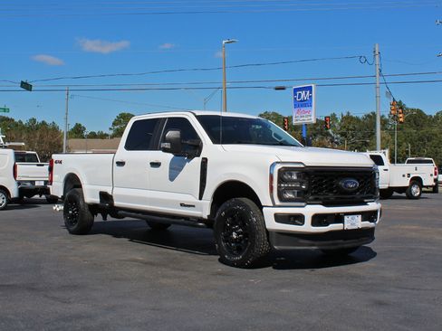 Used 2023 Ford F250 XL w/ STX Appearance Package image 6