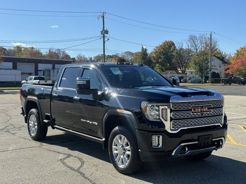 Used 2021 GMC Sierra 2500 Denali w/ Denali Ultimate Package image 3