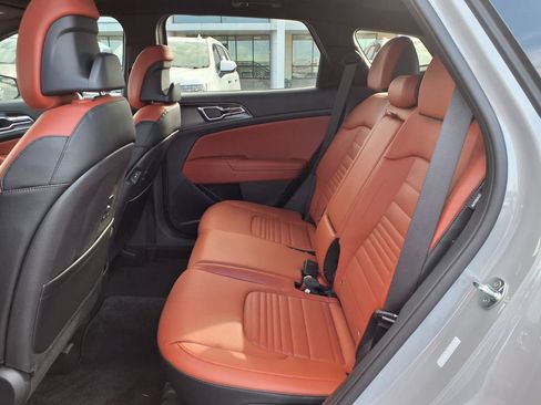Certified 2026 Kia Sportage SX FWD image 17