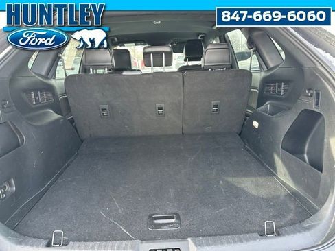 Used 2022 Ford Edge ST-Line image 9