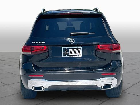 Used 2021 Mercedes-Benz GLB 250 image 5
