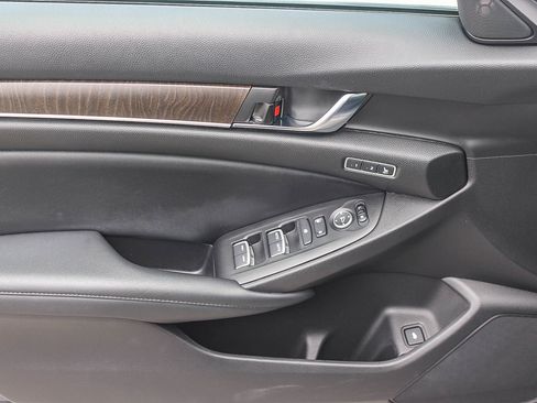 Used 2021 Honda Accord EX-L image 21