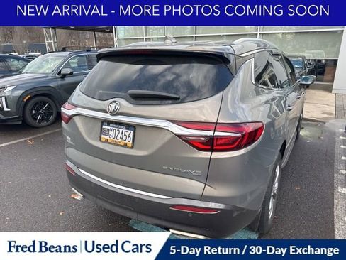 Used 2018 Buick Enclave Avenir w/ Avenir Technology Package image 9