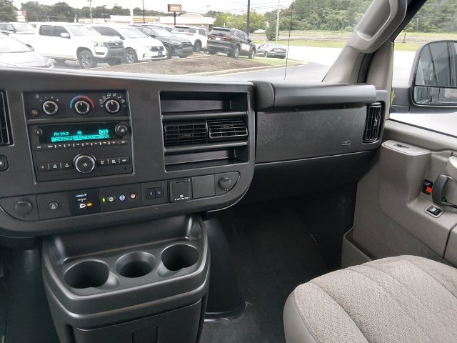 Used 2025 GMC Savana 3500 LT w/ LT Preferred Equipment Group RWD image 11