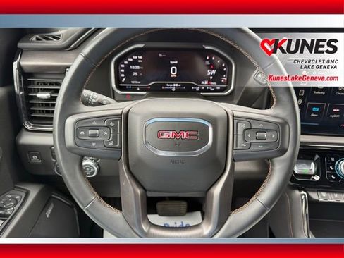 Used 2024 GMC Sierra 2500 AT4 AWD/4WD image 46