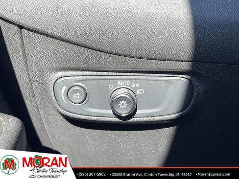 Certified 2024 Chevrolet Equinox LT FWD image 26