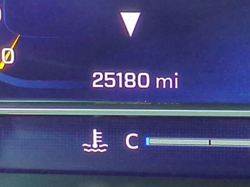 Used 2023 Chevrolet Silverado 1500 High Country w/ Technology Package image 29