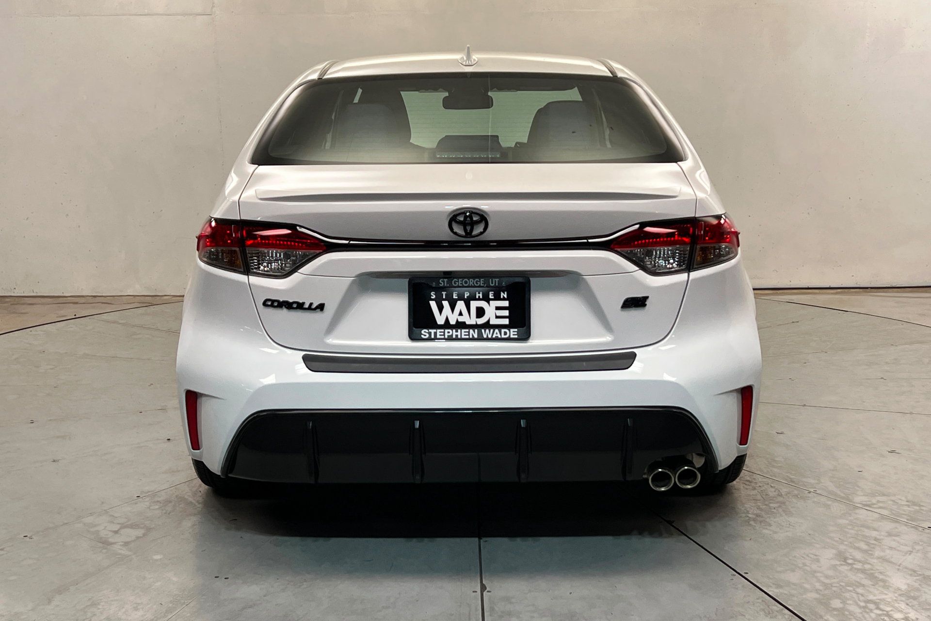 Certified 2026 Toyota Corolla SE w/ SE Package FWD image 5