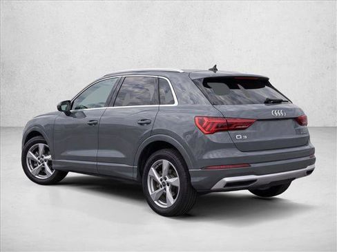 Used 2020 Audi Q3 2.0T Premium w/ Convenience Package AWD/4WD image 5