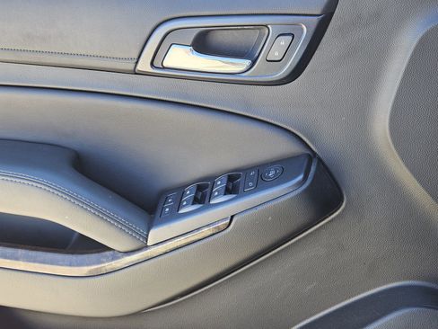 Used 2019 Chevrolet Tahoe LS image 25