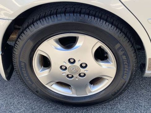 Used 2003 Toyota Avalon XL FWD image 30