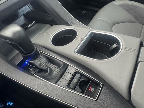 Used 2019 Toyota Avalon Touring w/ Advanced Safety Package image 46