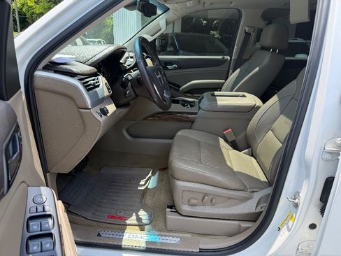 Used 2018 GMC Yukon SLT w/ Open Road Package RWD image 13