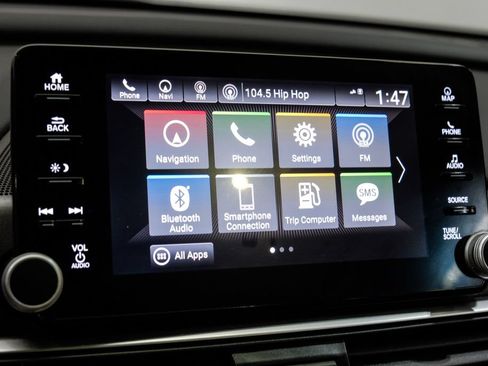Used 2018 Honda Accord Touring image 38