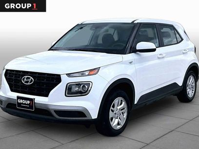 Used 2025 Hyundai Venue SE