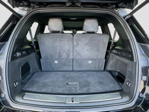 Used 2022 Jeep Grand Cherokee L Overland w/ Advanced Protech Group III image 19