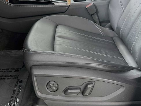 Certified 2023 Audi Q5 2.0T Premium Plus w/ Premium Plus Package AWD/4WD image 18