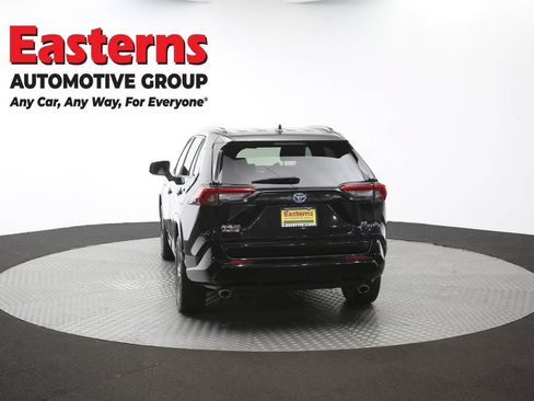 Used 2022 Toyota RAV4 SE AWD/4WD image 39