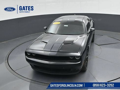 Used 2017 Dodge Challenger SXT Plus RWD image 42
