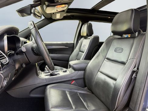 Used 2019 Jeep Grand Cherokee Overland image 22