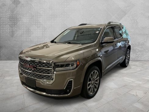 Used 2023 GMC Acadia Denali w/ Trailering Package FWD image 4