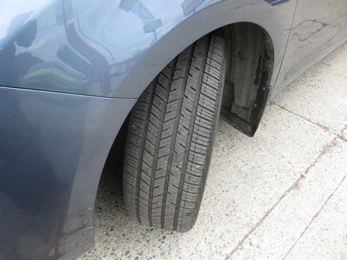 Used 2014 Toyota Sienna XLE image 32