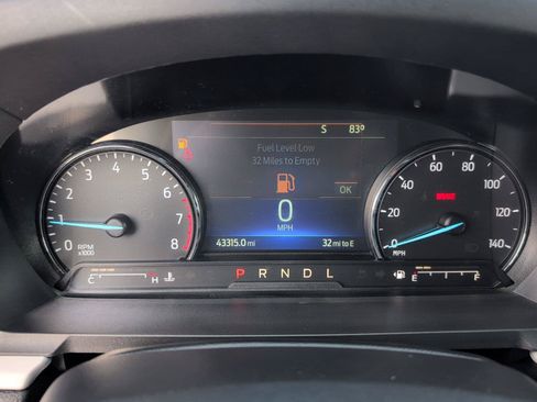 Used 2023 Ford Explorer XLT AWD/4WD image 23