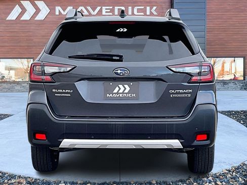 Used 2023 Subaru Outback Touring XT image 6
