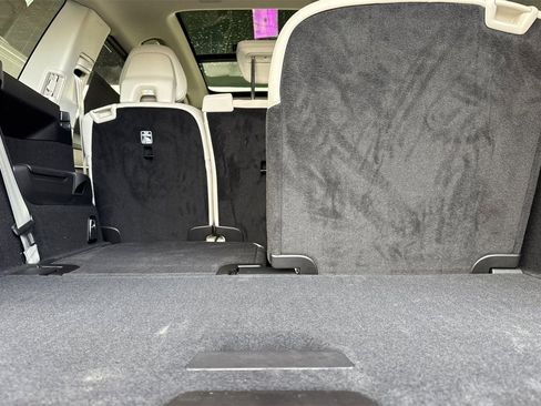 New 2026 Volvo XC90 T8 Ultra w/ Protection Package Premier image 15