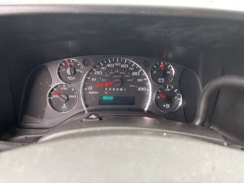 Used 2014 Chevrolet Express 3500 image 14