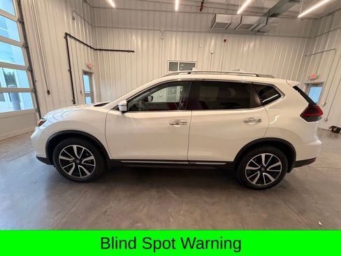 Used 2019 Nissan Rogue SL w/ Premium Package AWD/4WD image 9