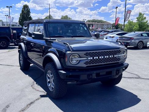 Used 2024 Ford Bronco Badlands AWD/4WD image 10