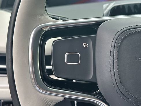 New 2026 Lincoln Navigator Premiere AWD/4WD image 24