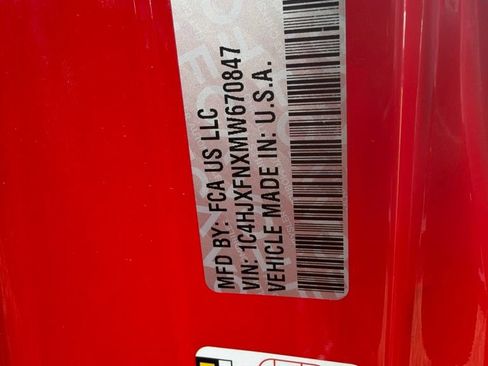 Certified 2021 Jeep Wrangler Unlimited Rubicon AWD/4WD image 19