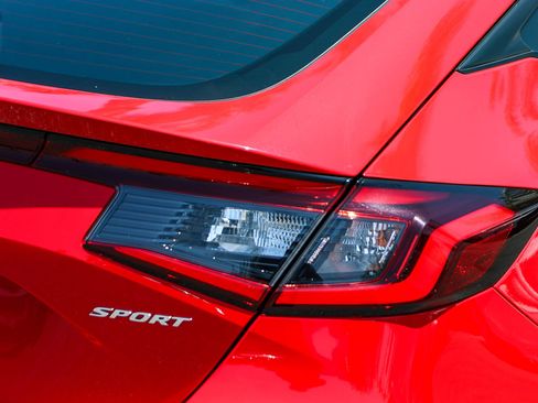 Certified 2024 Honda Civic Sport image 9