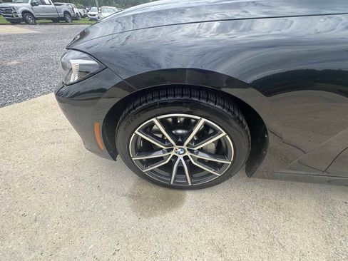 Used 2025 BMW 430i Convertible w/ Premium Package RWD image 28