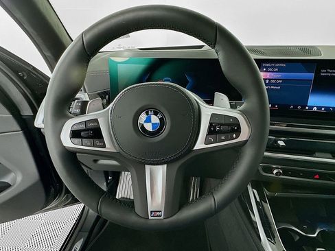 Used 2026 BMW X7 xDrive40i w/ M Sport Package image 10
