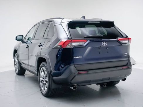 Used 2023 Toyota RAV4 XLE Premium AWD/4WD image 8