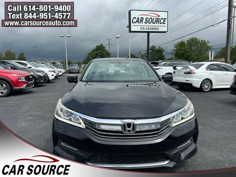 Used 2017 Honda Accord EX-L image 2
