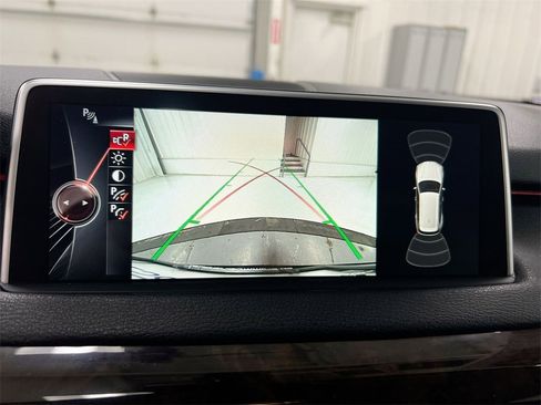 Used 2015 BMW X5 xDrive35i image 16