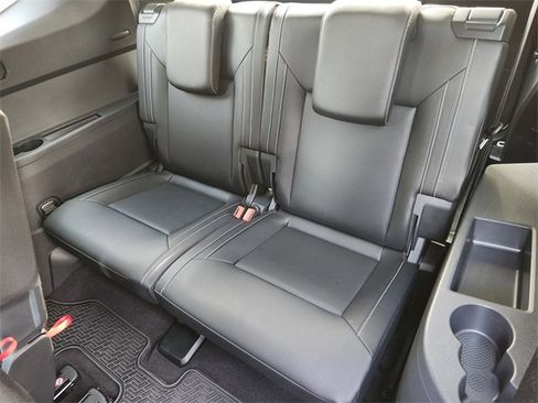 Used 2021 Volkswagen Atlas SE image 20