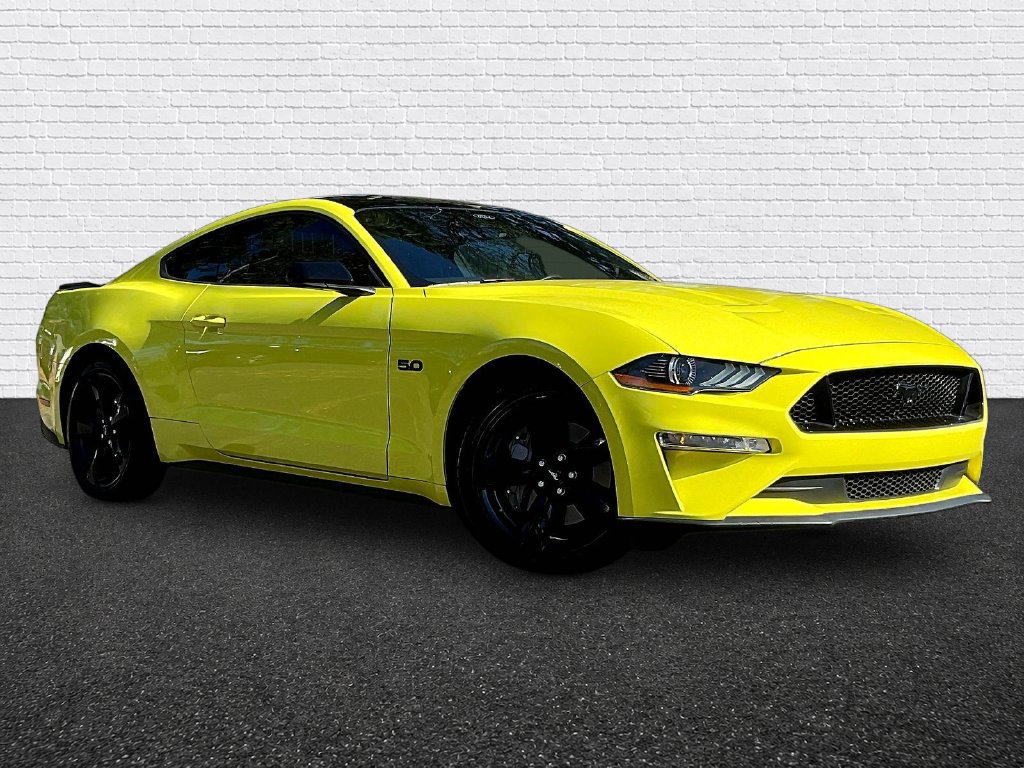 Used 2021 Ford Mustang GT Premium w/ Black Accent Package RWD image 2