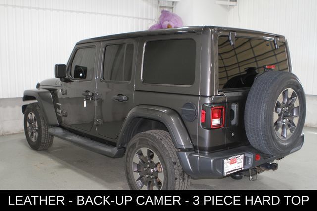 Used 2018 Jeep Wrangler Unlimited Sahara AWD/4WD image 27