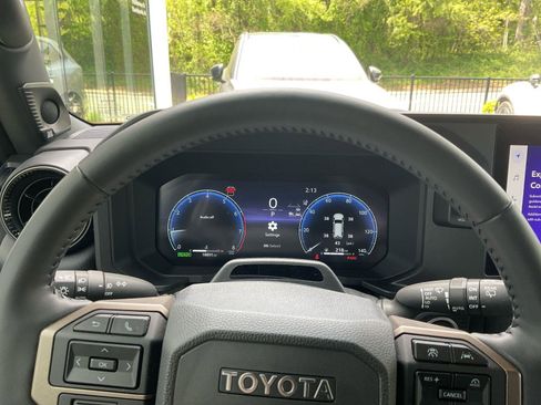 Used 2025 Toyota Land Cruiser w/ Premium Package AWD/4WD image 16